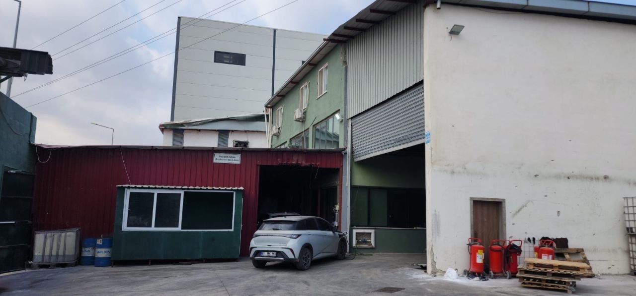 Recycling plant exterior